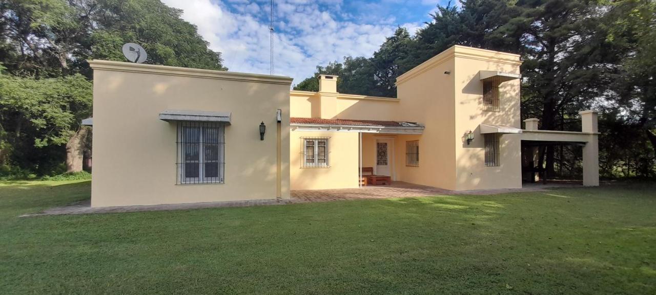 El Tramway Casa Antigua De Campo Bed & Breakfast San Antonio de Areco Ngoại thất bức ảnh