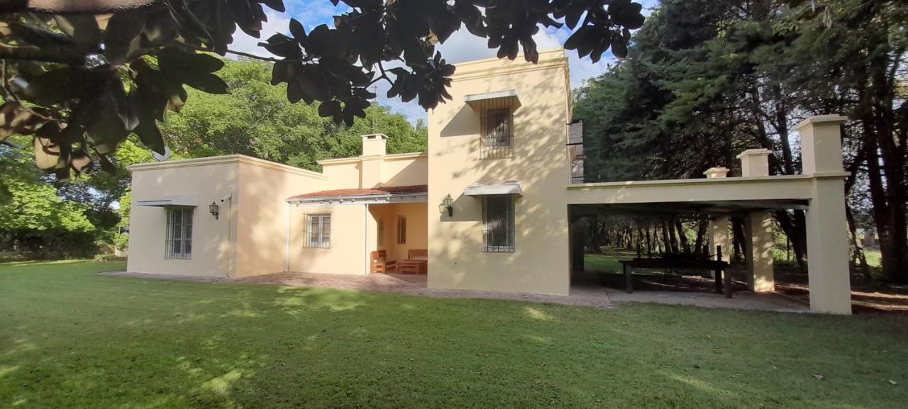 El Tramway Casa Antigua De Campo Bed & Breakfast San Antonio de Areco Ngoại thất bức ảnh